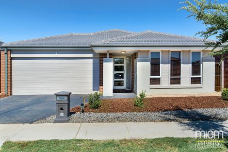 Property photo of 21 Casino Parade Point Cook VIC 3030