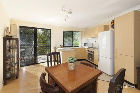 Property photo of 11/27 Oatland Crescent Holland Park West QLD 4121