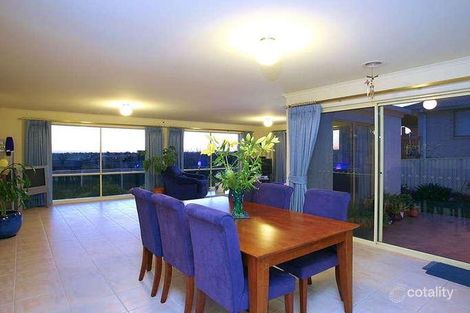 Property photo of 117 Montbrae Circuit Narre Warren North VIC 3804