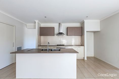 Property photo of 8 Capella Crescent Williams Landing VIC 3027