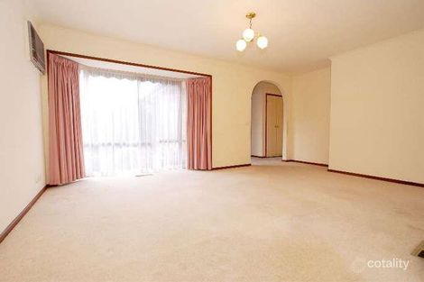 Property photo of 2/16 Cheviot Road Mount Waverley VIC 3149