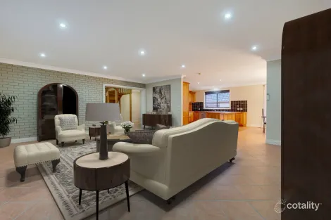 Property photo of 8 Orion Way Roxburgh Park VIC 3064