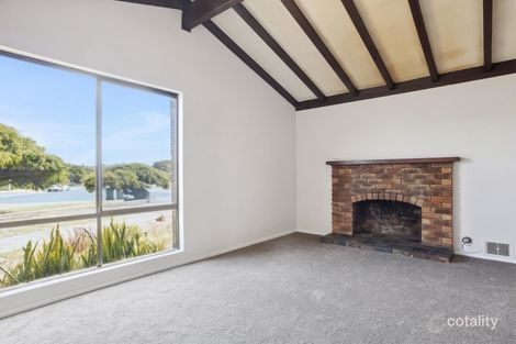 Property photo of 18 Larkspur Place Heathridge WA 6027
