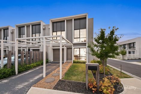 Property photo of 2 Talara Close Springvale VIC 3171