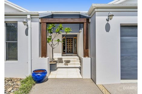 Property photo of 4 Resolution Place Lake Cathie NSW 2445