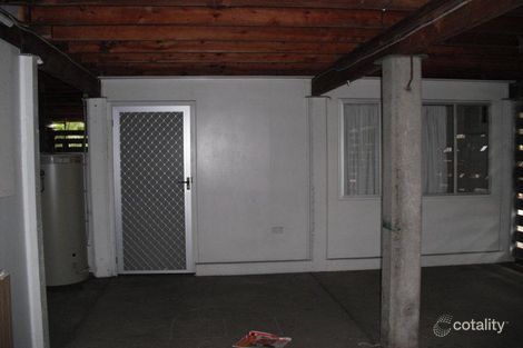 Property photo of 13 Brock Crescent Dysart QLD 4745