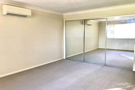 Property photo of 1/29 Phar Lap Close Casula NSW 2170
