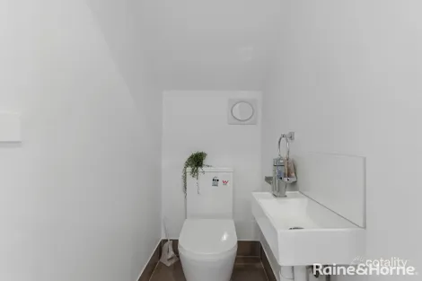 Property photo of 13/94 Havannah Street Bathurst NSW 2795