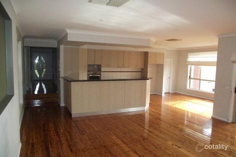 Property photo of 10 Fields Avenue Yarrawonga VIC 3730
