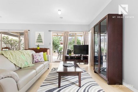 Property photo of 16 Cleland Way Caroline Springs VIC 3023
