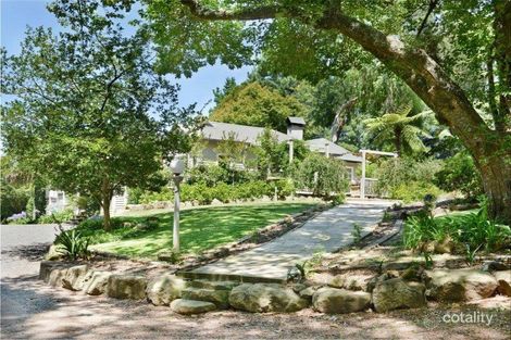 126 Tourist Rd, Beaumont, NSW 2577