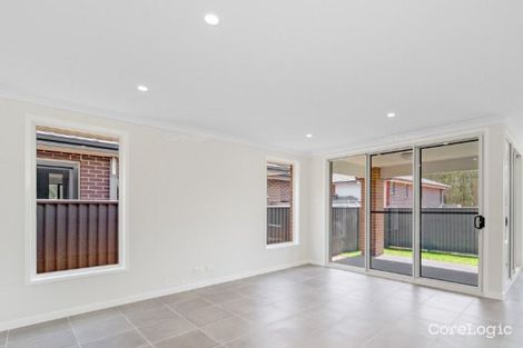 Property photo of 23 Squadron Street Jordan Springs NSW 2747