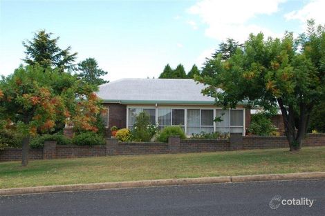 66n South St, Walcha, NSW 2354