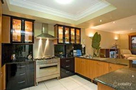 Property photo of 2125 Fernlea Close Hope Island QLD 4212