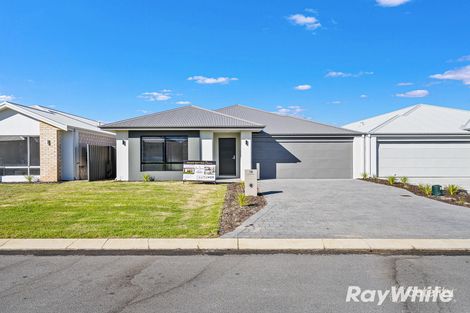 18 Matilda Rise, Wannanup, WA 6210