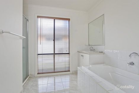Property photo of 17 Verbena Terrace Epsom VIC 3551