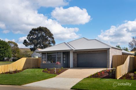 6 Ellison St, Woodend, VIC 3442