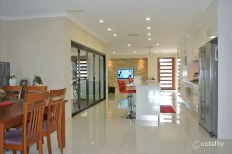 Property photo of 17 Ironbark Drive Emerald QLD 4720
