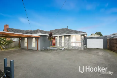 Property photo of 11 Ora Street Hampton Park VIC 3976