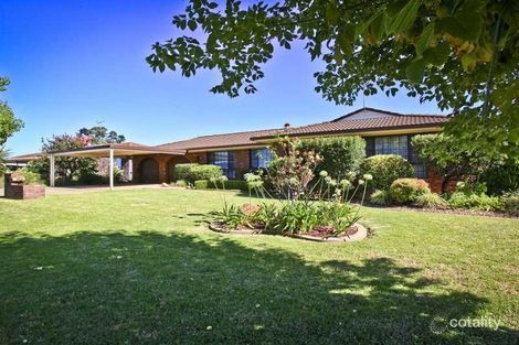 Property photo of 5 Lansdowne Drive Dubbo NSW 2830