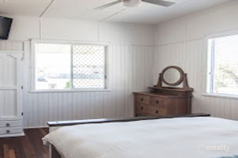 Property photo of 93 Miller Street Urangan QLD 4655