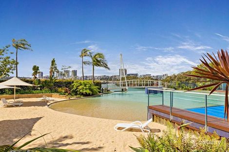 Property photo of 14/29 Bennelong Parkway Wentworth Point NSW 2127