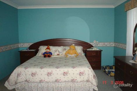 Property photo of 70 Greenfields Circle Hocking WA 6065