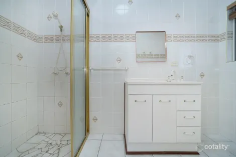 Property photo of 1 Candlenut Close Kirwan QLD 4817