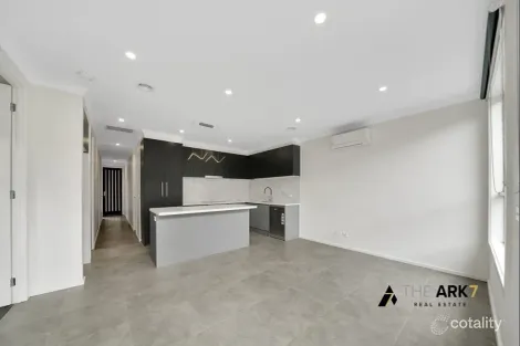 Property photo of 8 Nagar Street Thornhill Park VIC 3335