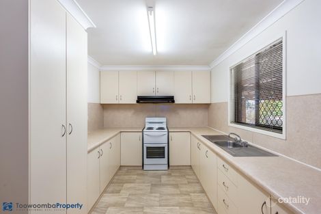 Property photo of 4 Bodega Court Wilsonton Heights QLD 4350