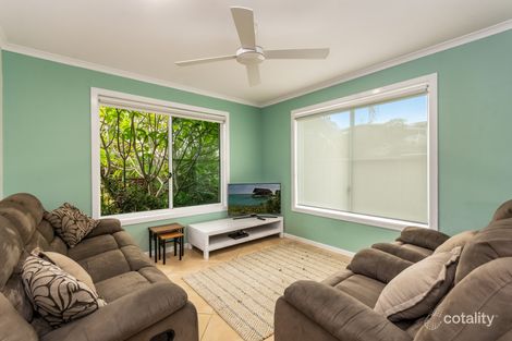 Property photo of 5/6 Pacific Parade Yamba NSW 2464