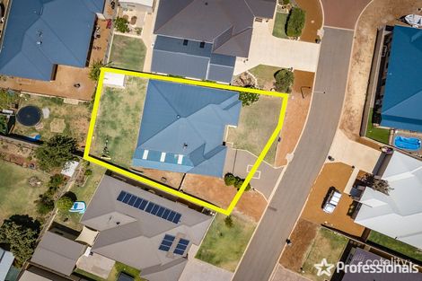 Property photo of 4 The Crowsnest Drummond Cove WA 6532
