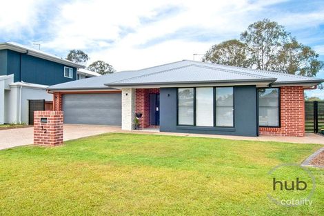 Property photo of 32 Pebble Beach Drive Windaroo QLD 4207