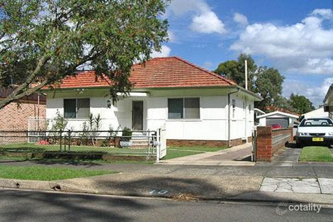 13 Ecole St, Carlton, NSW 2218