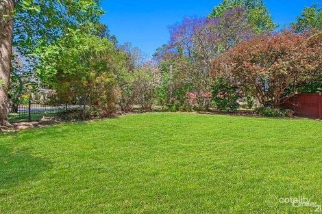 Property photo of 1 Yalleroi Avenue West Pymble NSW 2073