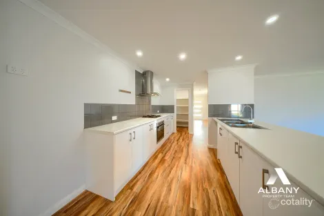 Property photo of 18 Stirling View Drive Lange WA 6330