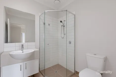 Property photo of 10 Ambrosia Way Beveridge VIC 3753