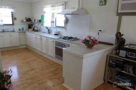 Property photo of 4 Gloucester Street Bowen QLD 4805