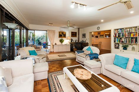 Property photo of 9 Standing Road Lesmurdie WA 6076