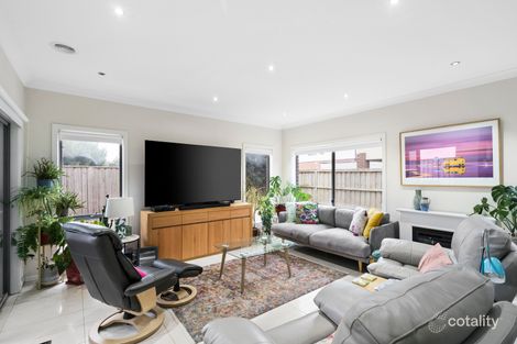 Property photo of 17 Masthead Way Werribee South VIC 3030