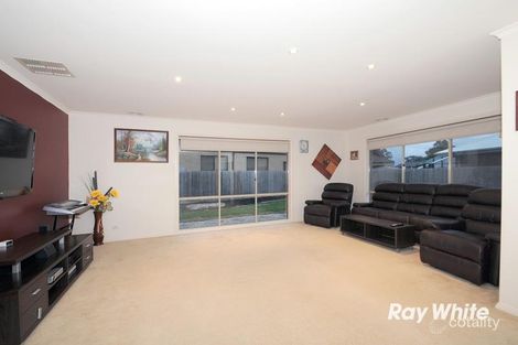 Property photo of 25 Ratcliffe Way Lynbrook VIC 3975