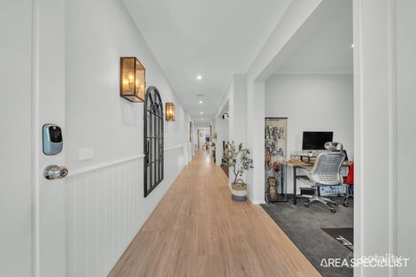 Property photo of 14 Sonder Avenue Werribee VIC 3030