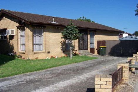 Property photo of 26 Bouvardia Crescent Frankston North VIC 3200