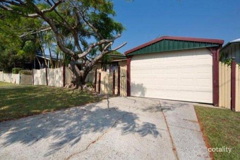 12 Fox Ave, Southport, QLD 4215