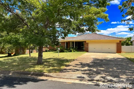 Property photo of 4 Normoyle Crescent Young NSW 2594
