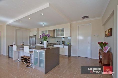 Property photo of 7 Greenhood Place Langwarrin VIC 3910