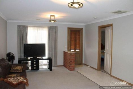 Property photo of 4 Knox Court Altona Meadows VIC 3028