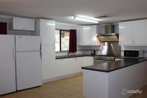 4 Caddy Pl, Meekatharra, WA 6642