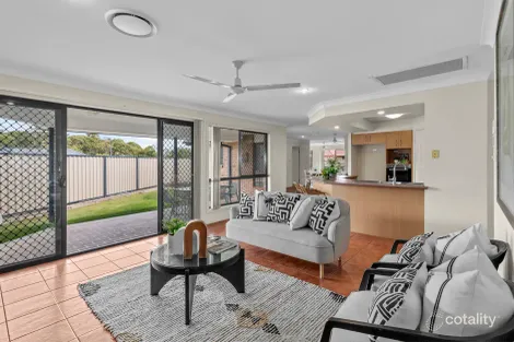 Property photo of 151 Saturn Crescent Bridgeman Downs QLD 4035