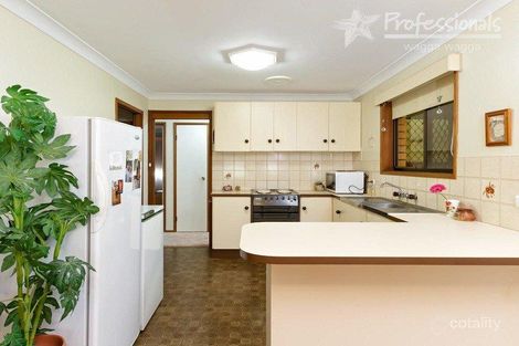 Property photo of 3 Casey Place Mount Austin NSW 2650